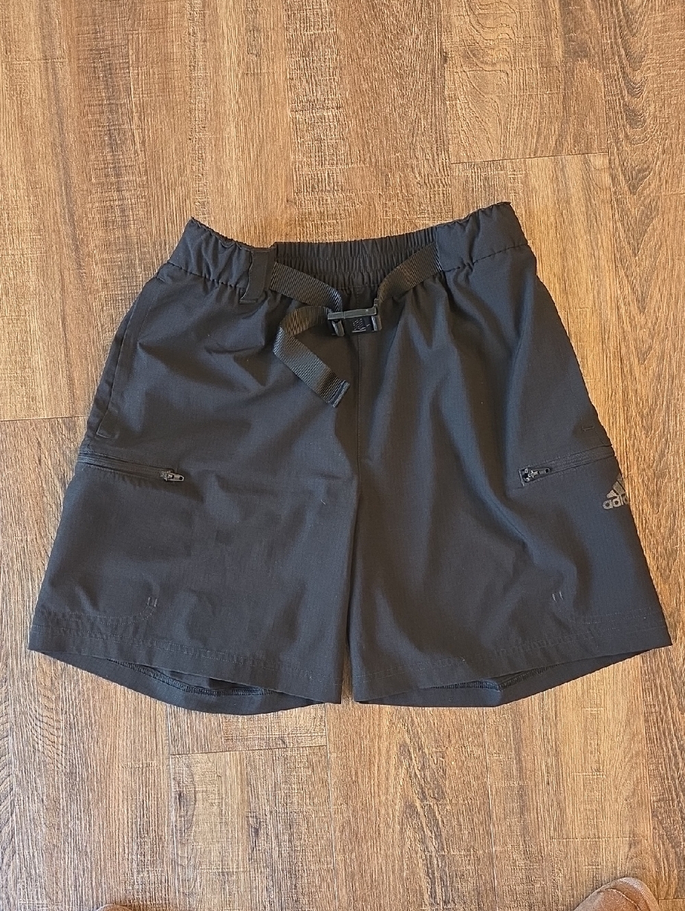 adidas Black Outdoor Utility Shorts with Built In Belt. Mens Small